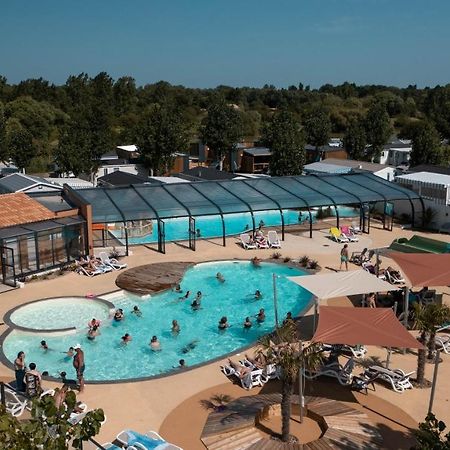 Hotel Camping Les Alizes Saint-Hilaire-de-Riez Exterior foto