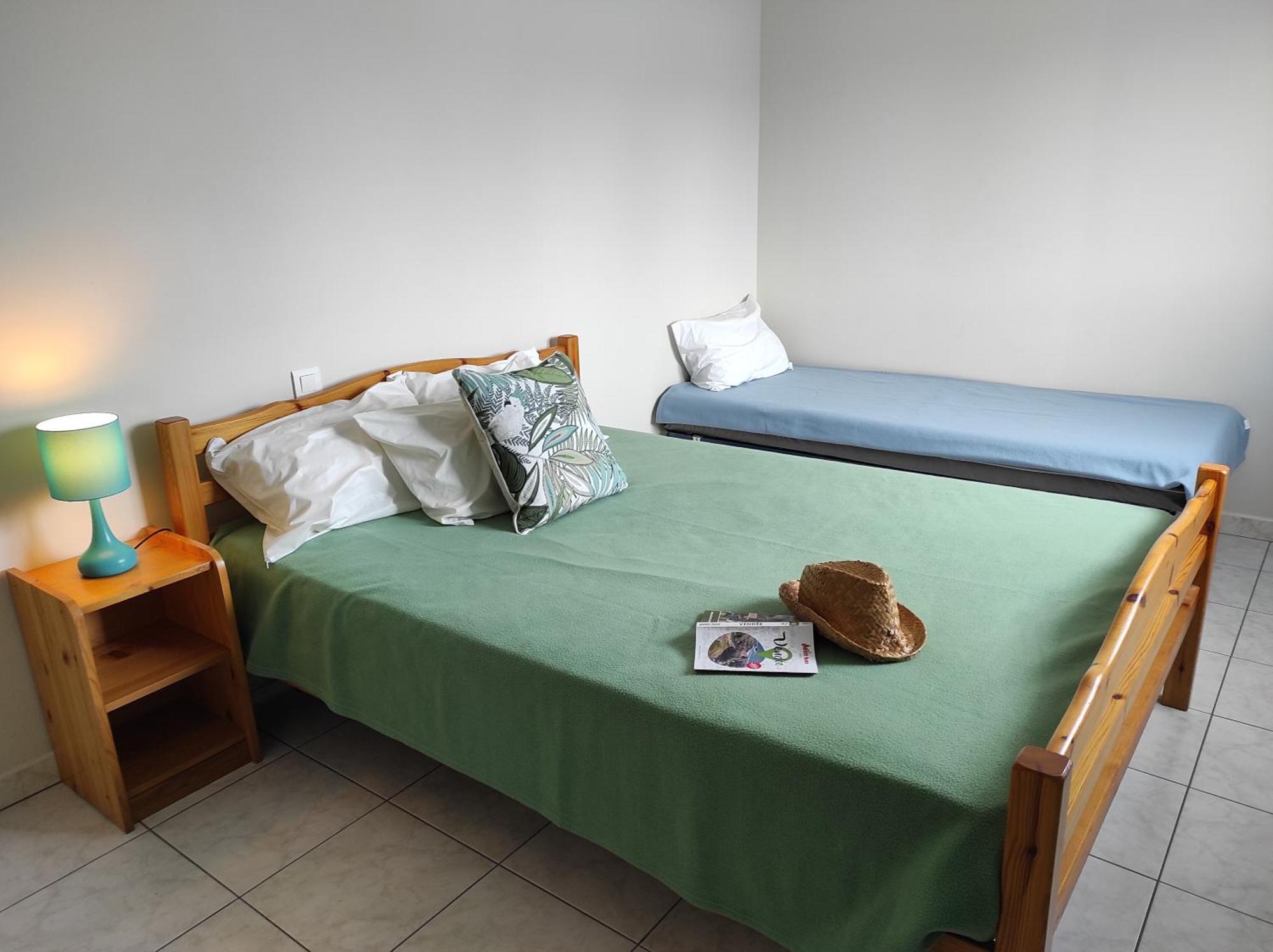 Hotel Camping Les Alizes Saint-Hilaire-de-Riez Zimmer foto